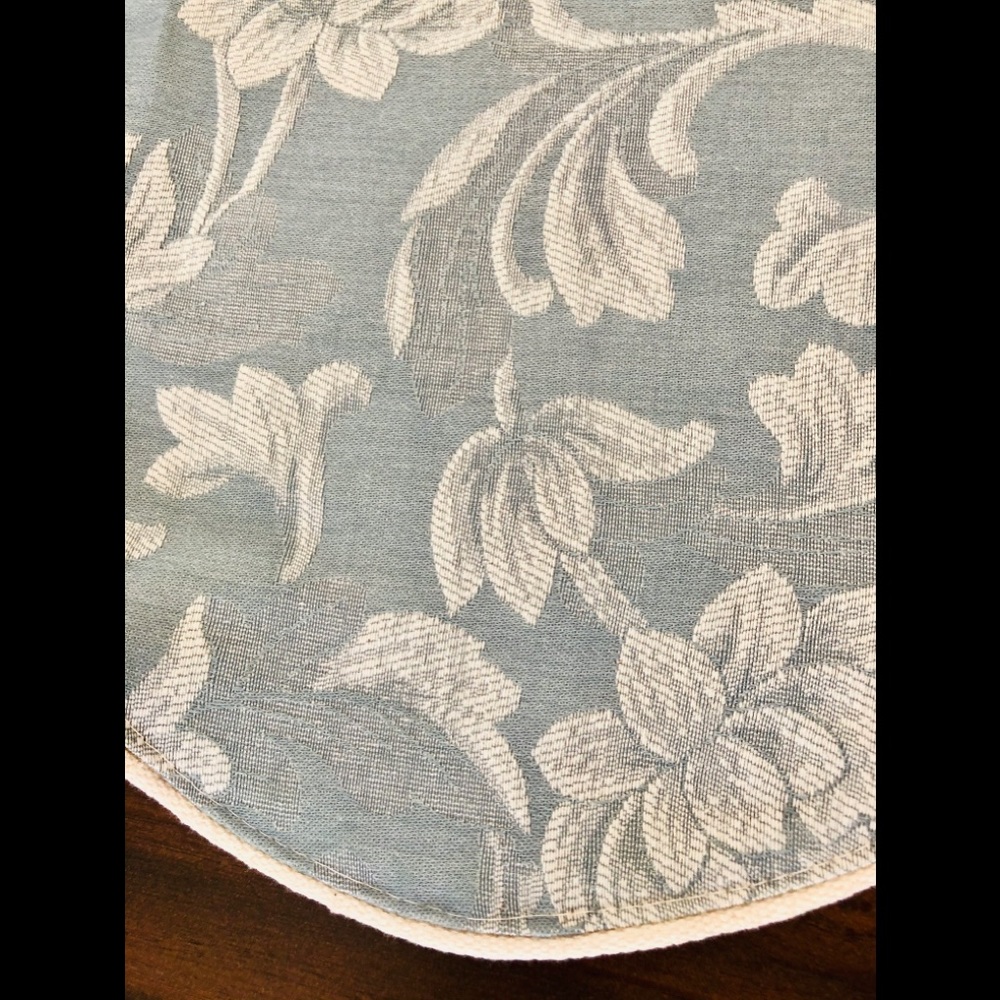 New window valance